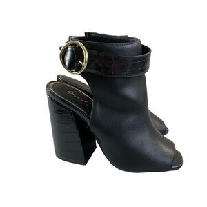 Qupid Black Peep Toe Booties